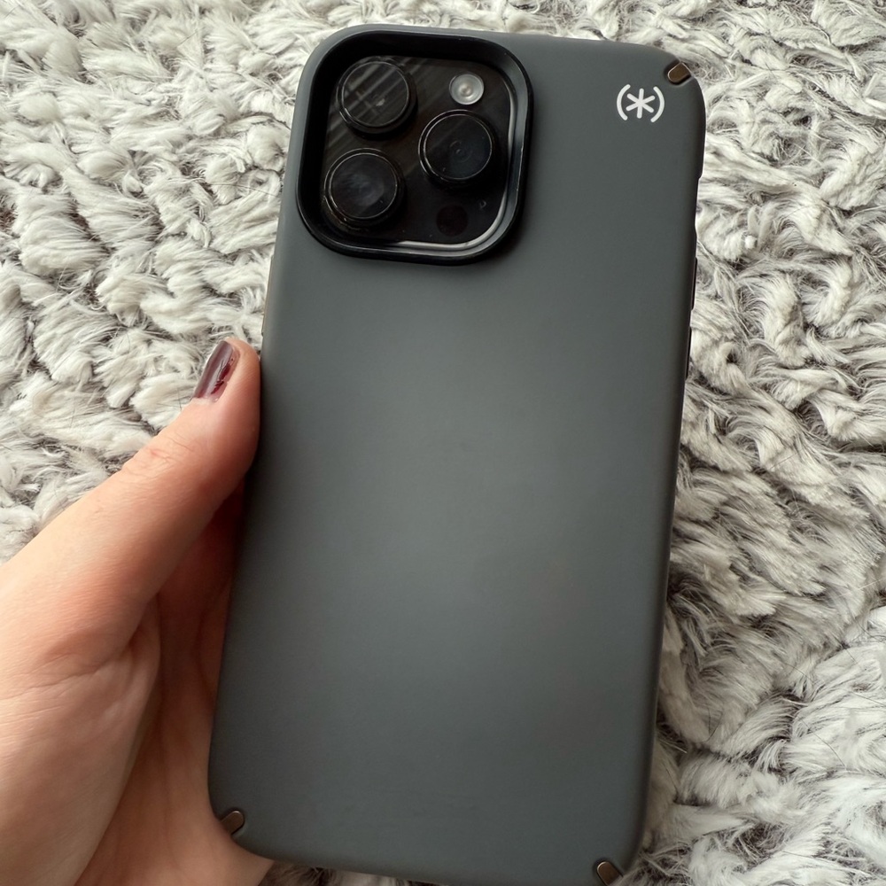 speck IPhone 14 Pro Max phone case